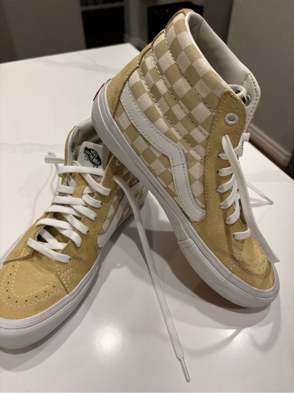 Vans High Top Sk8-Hi Classic Checkerboard Skate Shoe Yellow & White Men’s 6.5
